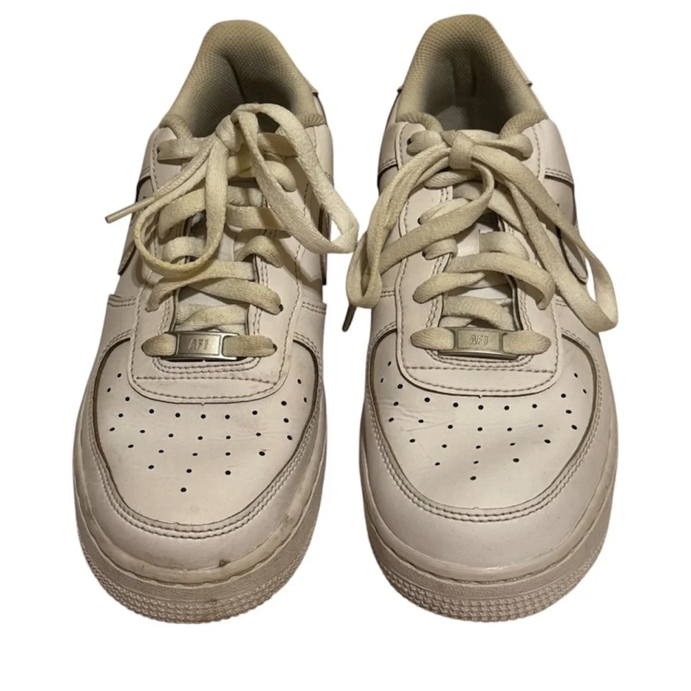 Nike Air Force One White Low Tennis Shoes Sneakers Sz 6.5